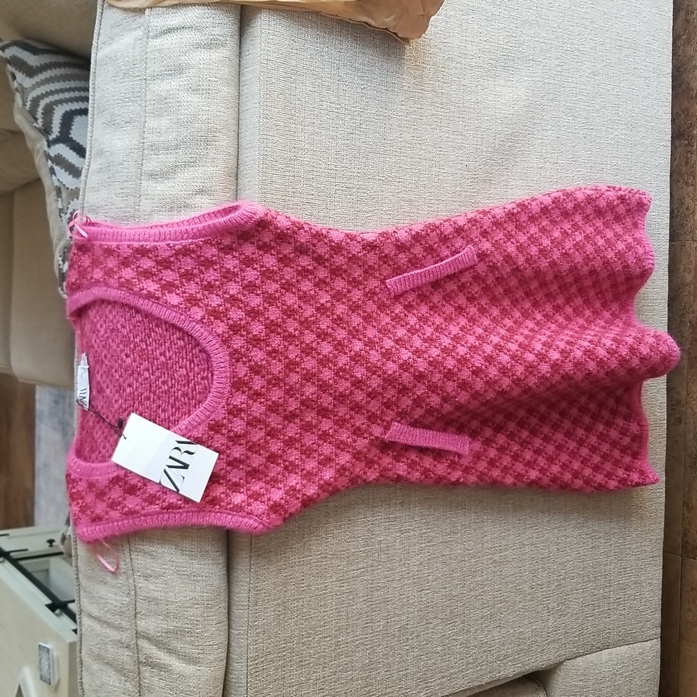 New Zara vintage pink w/ red knit dress size small